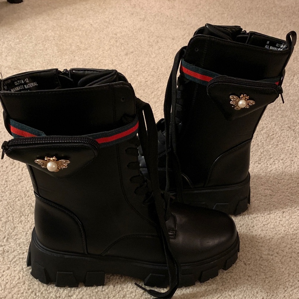 Rouge Helium Women’s Black Combat Boots w/Red & Green Stripes & Bee side pocket